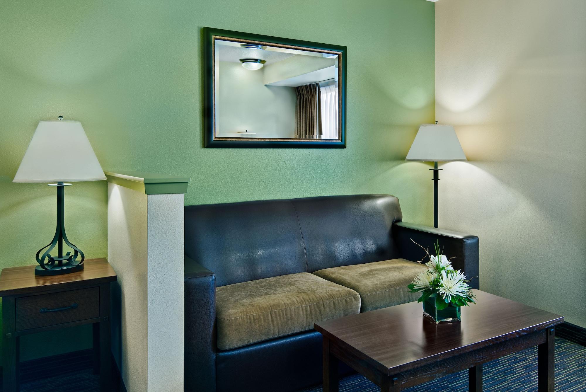 Oxford Suites Хермистън Екстериор снимка